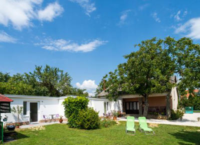 Ferienwohnung & Apartmenthaus Orgona